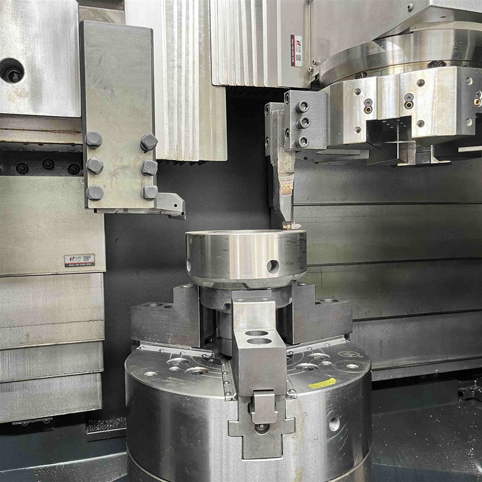 CNC machine tool manufacturer CNC machine tool manufacturer