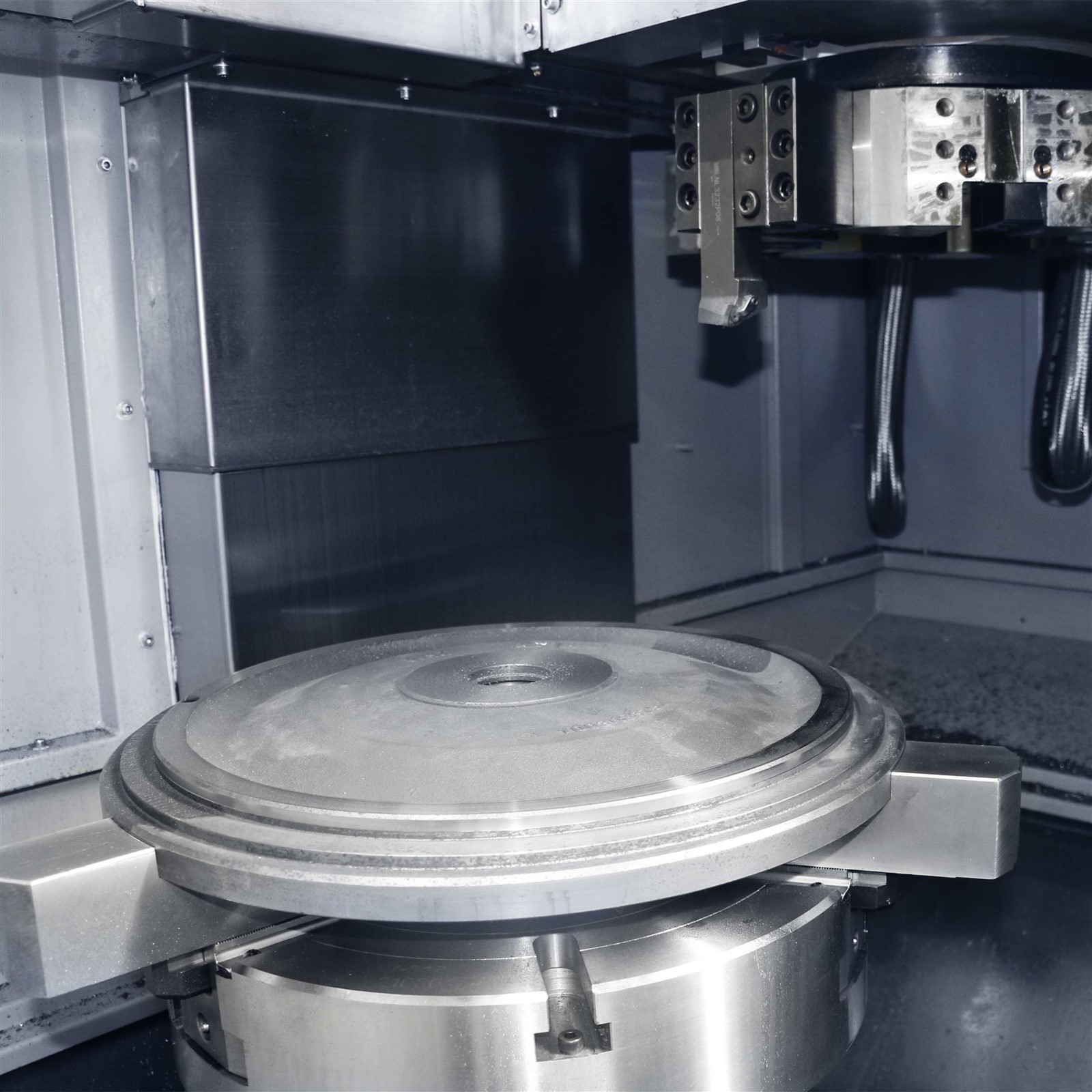 CNC machine tool manufacturer CNC machine tool manufacturer